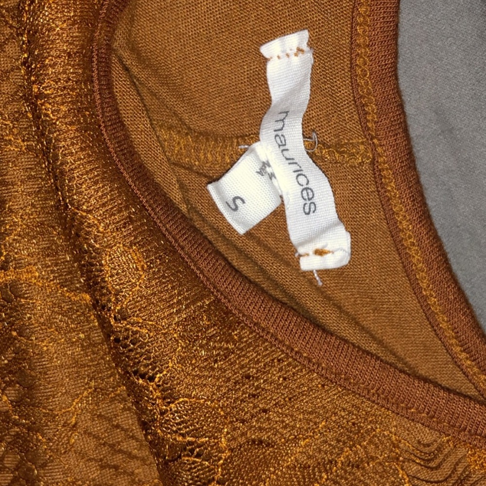 Spaghetti strap top - Picture 3 of 3